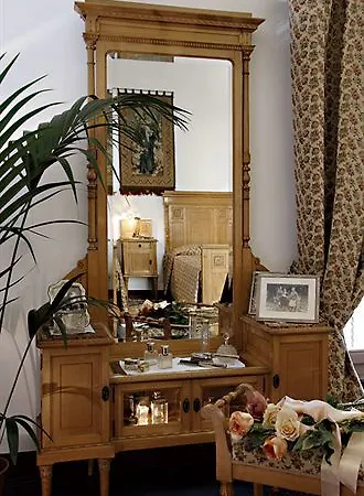 לינה וארוחת בוקר Residenza Fabroni 2*